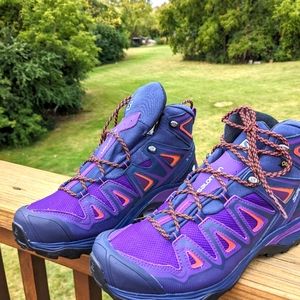 Sold Salomon x ultra 3 mid GTX women